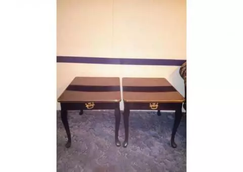 Coffee table 45$ and end tables 40$